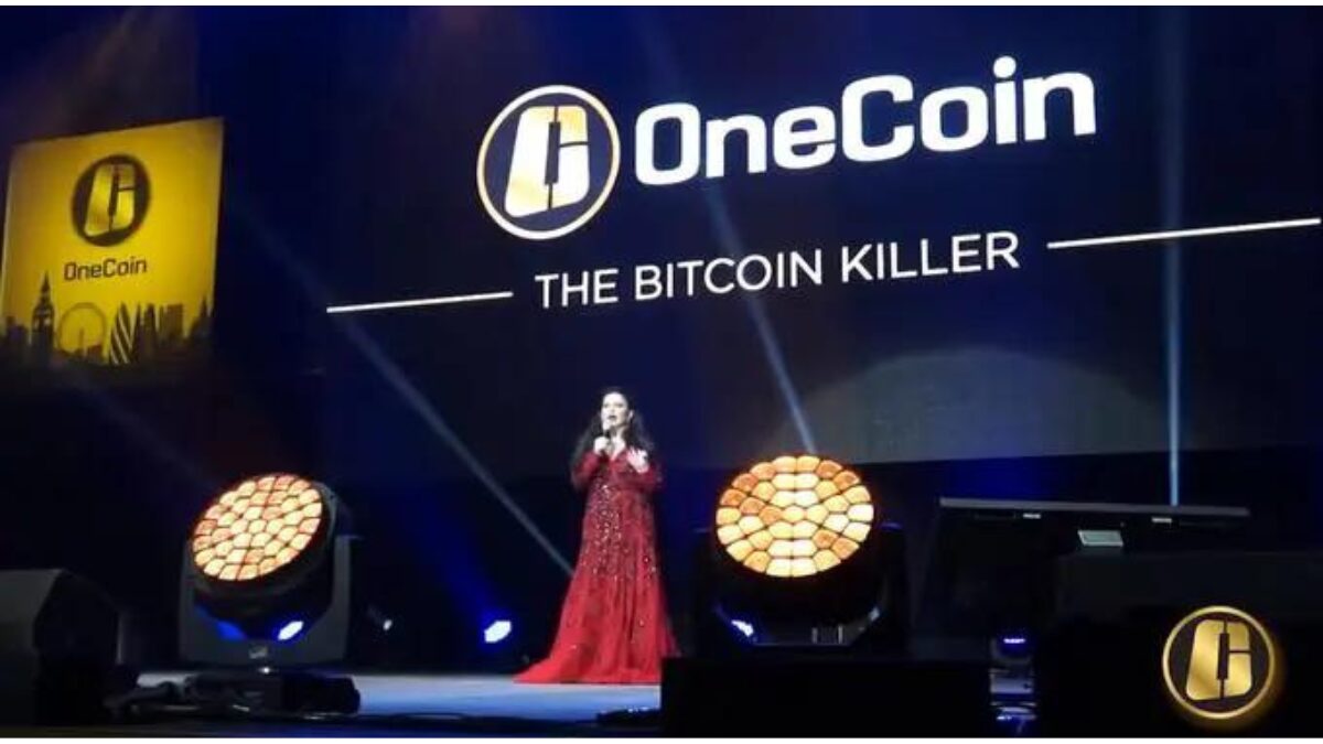 Ruja khẳng định với hàng chục nghìn khán giả tại Wembley rằng Onecoin sẽ là thứ tiêu diệt Bitcoin